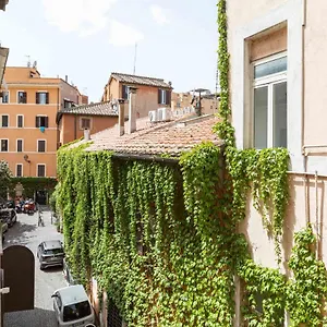 Trastevere Blue King - Collection Rome